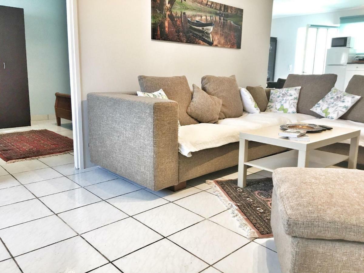 אנביסוס Renovated Apt 100M From Beach Wifi Ac מראה חיצוני תמונה