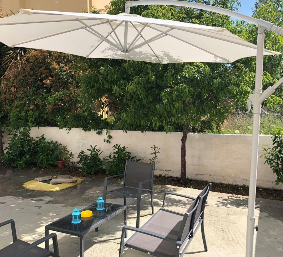 אנביסוס Renovated Apt 100M From Beach Wifi Ac מראה חיצוני תמונה